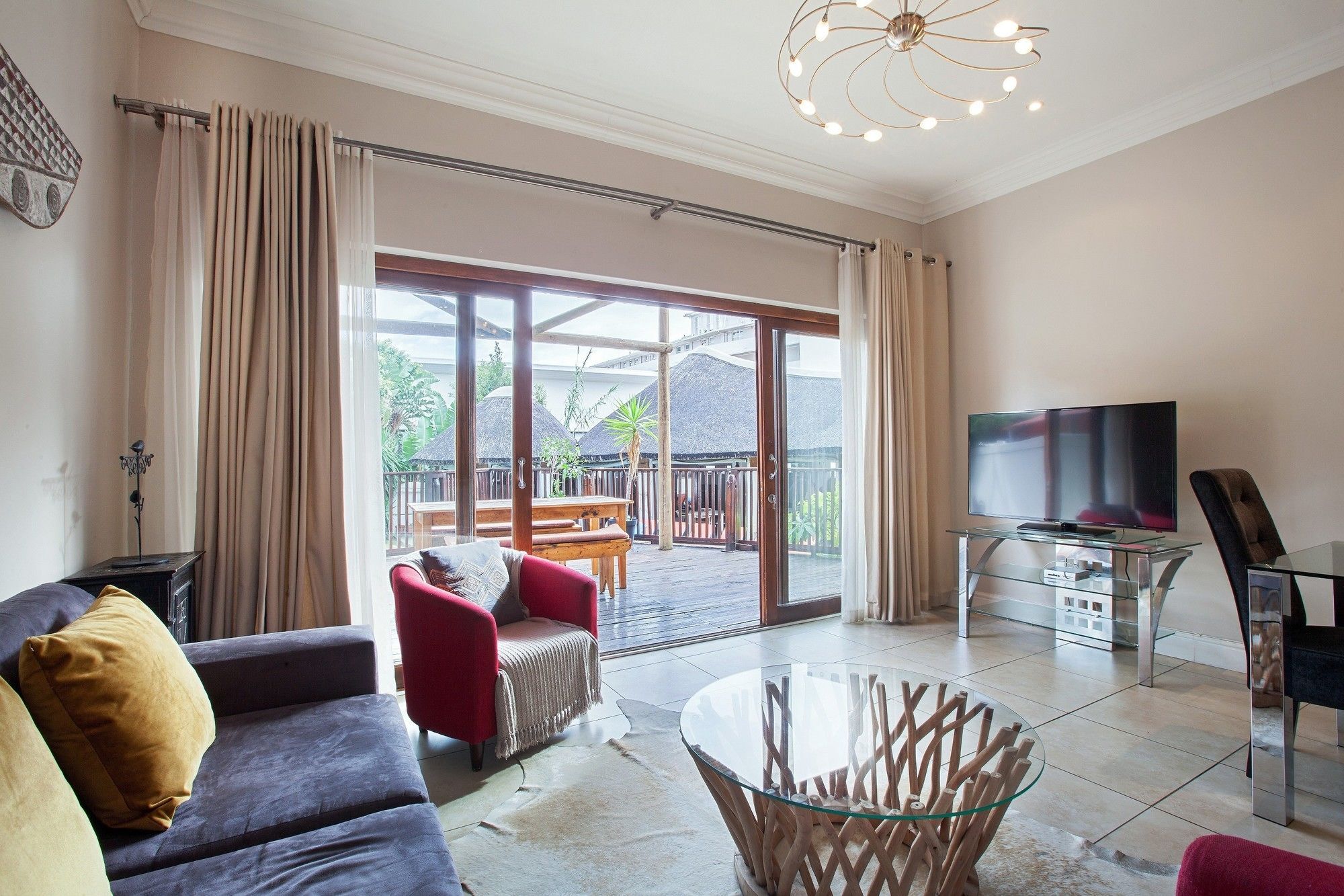 Planet Africa 1 By Ctha Appartement Kaapstad Buitenkant foto